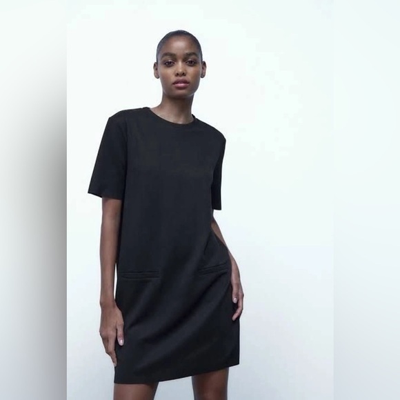 Zara | Black Short Sleeve Crew Neck Two Pocket Boxy Mini Dress Size Medium - Picture 1 of 9